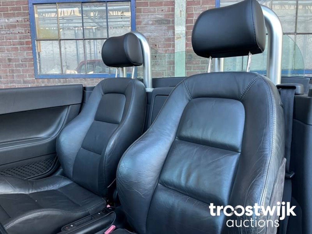 Audi TT Roadster 1.8 5V Turbo Quattro Car