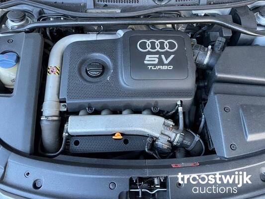 Audi TT Roadster 1.8 5V Turbo Quattro 224pk 2001, 65-XG-HX