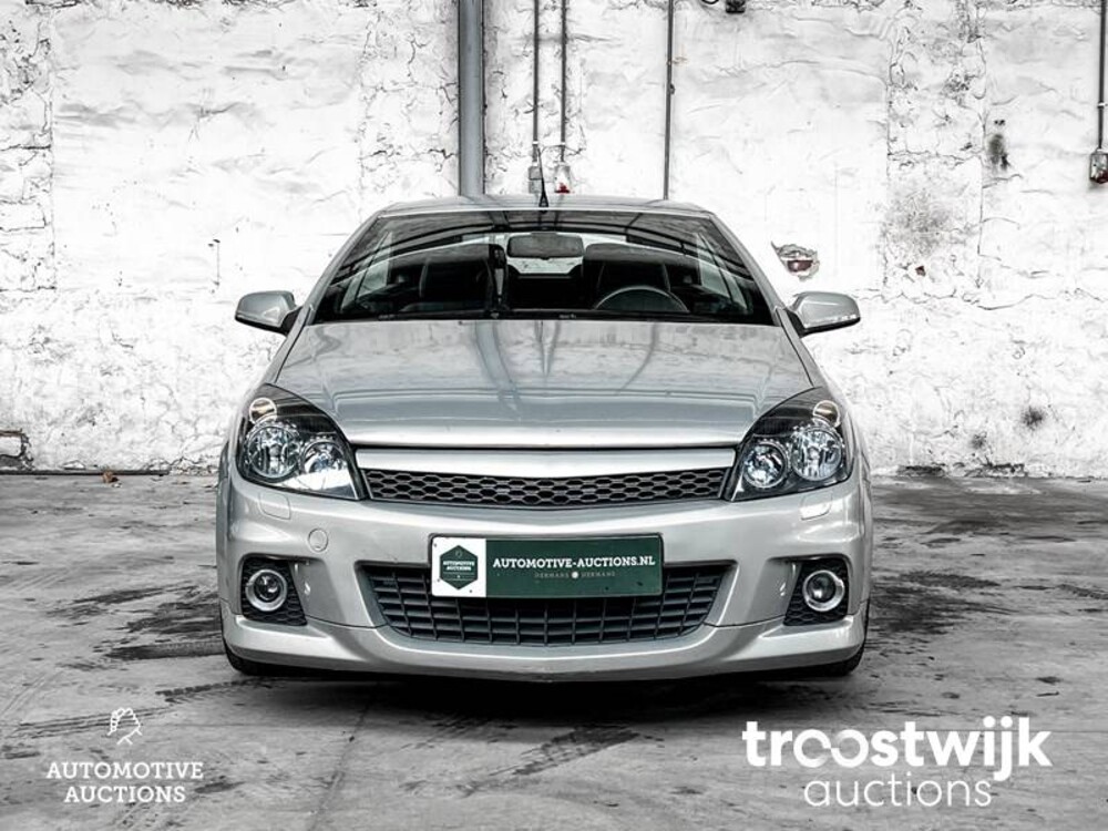 Opel Astra TwinTop 1.8 Cosmo Car