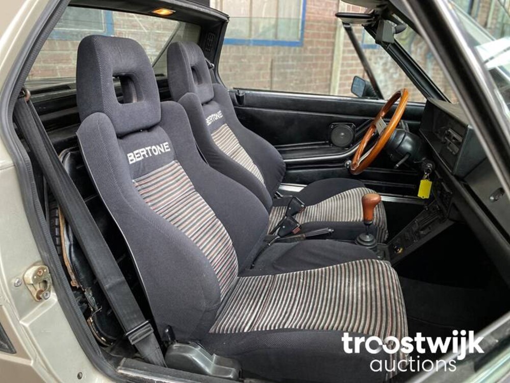 Fiat X 1/9 Sport 1300 Targa Car