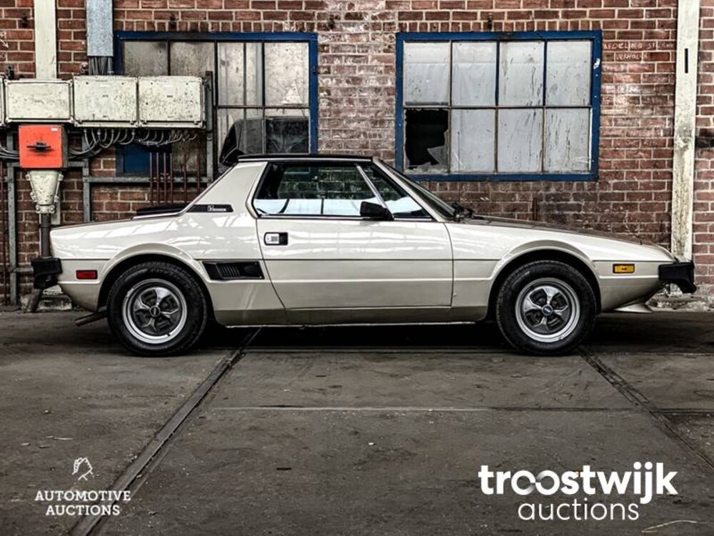 Fiat X 1/9 Sport 1300 Targa Car