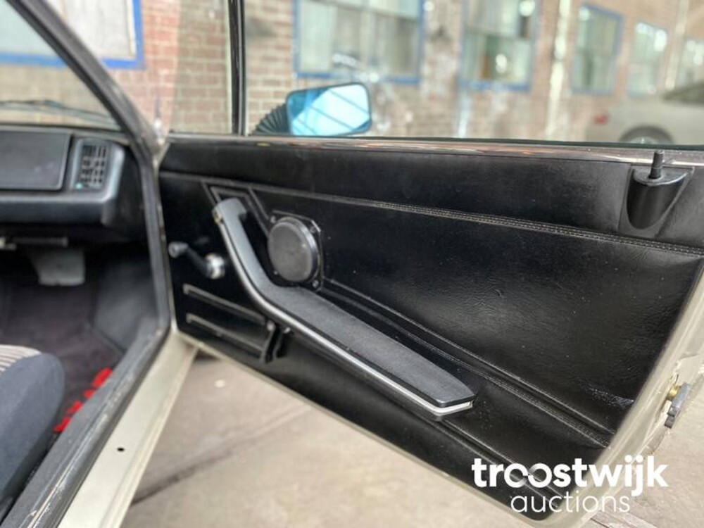 Fiat X 1/9 Sport 1300 Targa Car