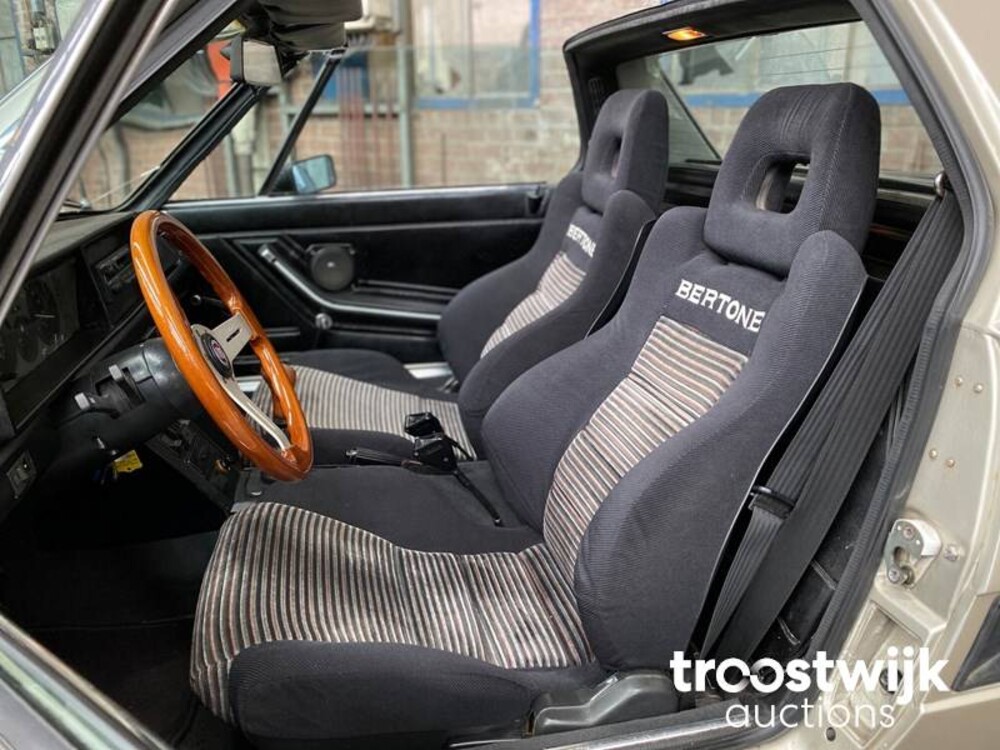 Fiat X 1/9 Sport 1300 Targa Car