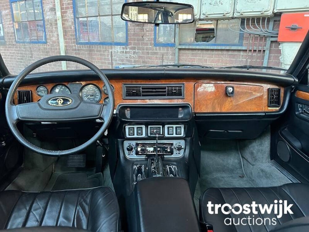 Jaguar Daimler XJ 5.3 V12  Car
