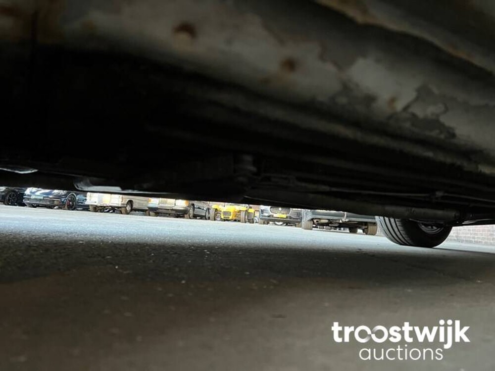 Jaguar Daimler XJ 5.3 V12  Car