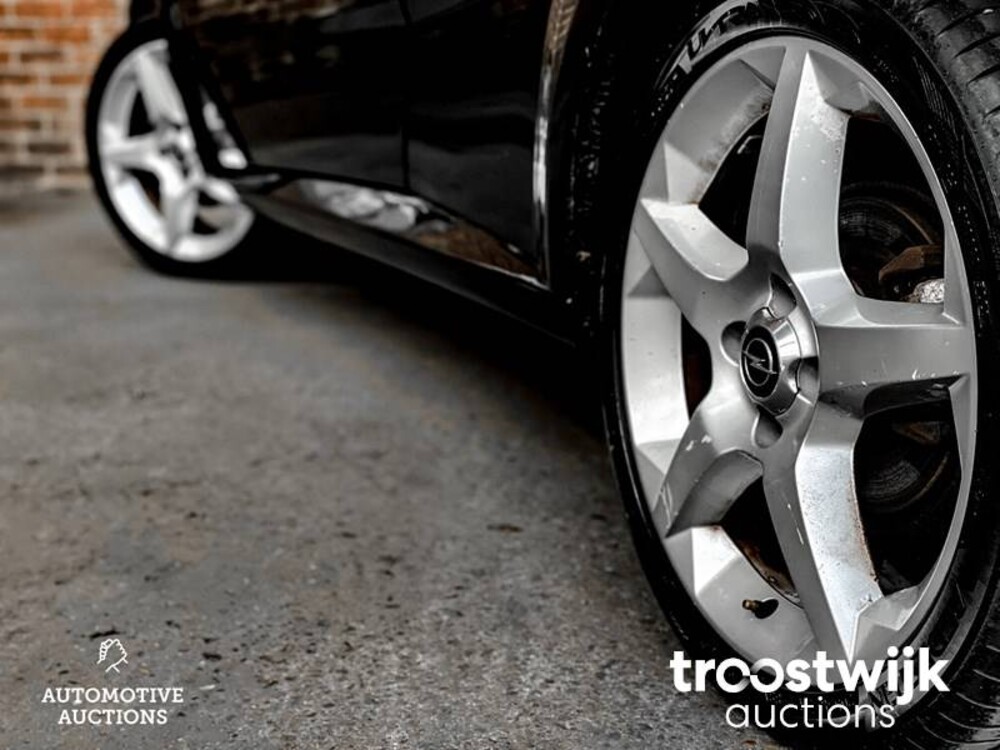 Opel Tigra TwinTop Cosmo Car