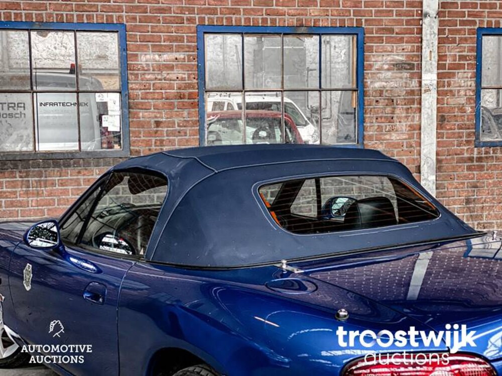 Mazda MX5 1.8i 10th Anniversary Car