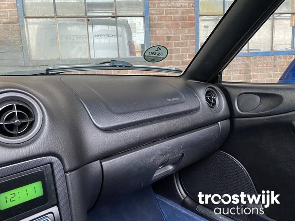 Mazda MX5 1.8i 10th Anniversary Car