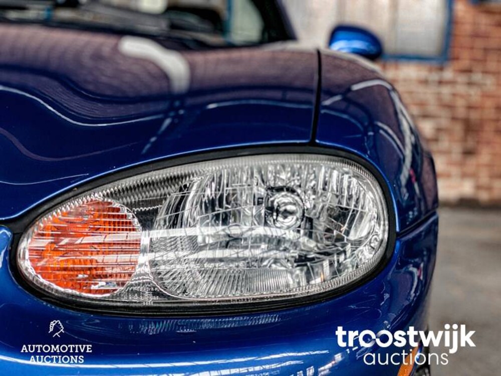 Mazda MX5 1.8i 10th Anniversary Car