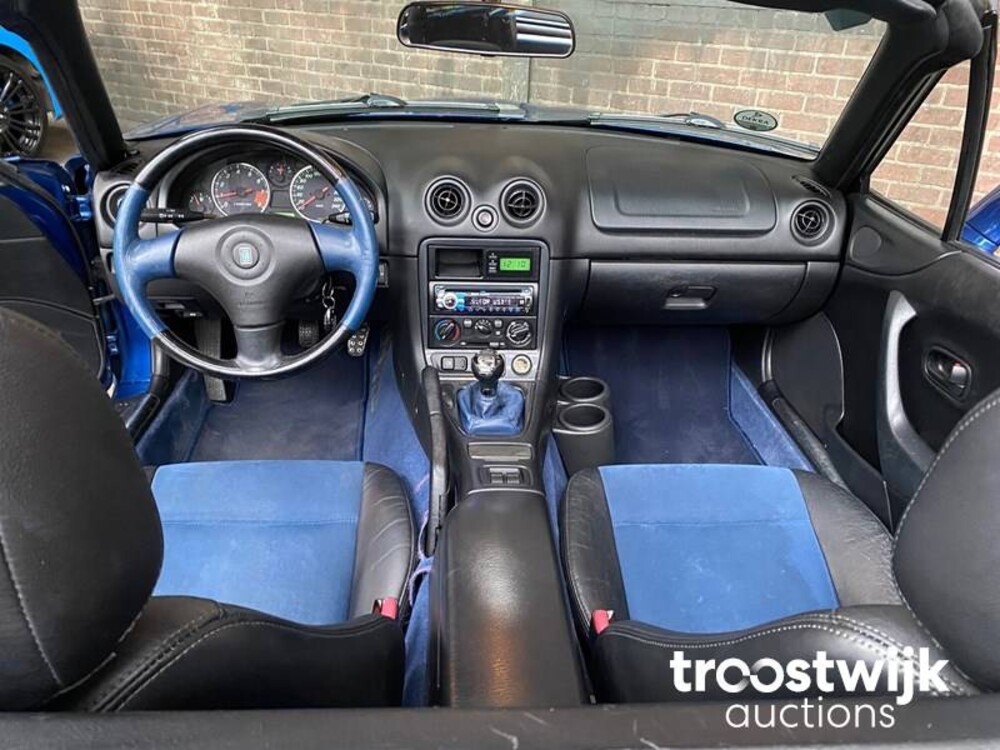 Mazda MX5 1.8i 10th Anniversary Car