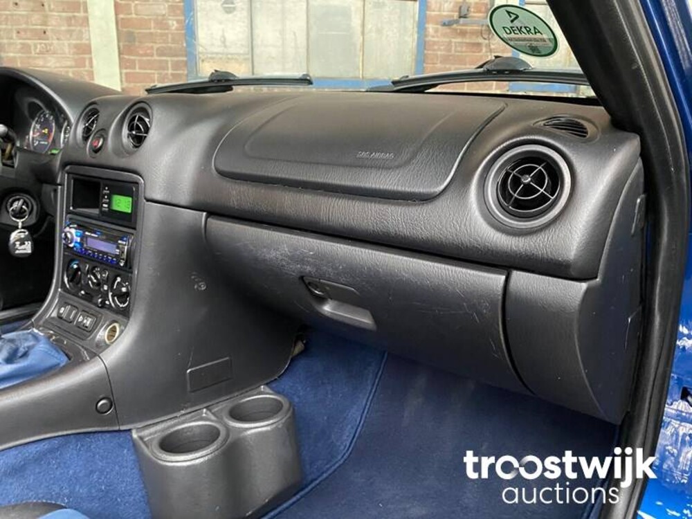 Mazda MX5 1.8i 10th Anniversary Car