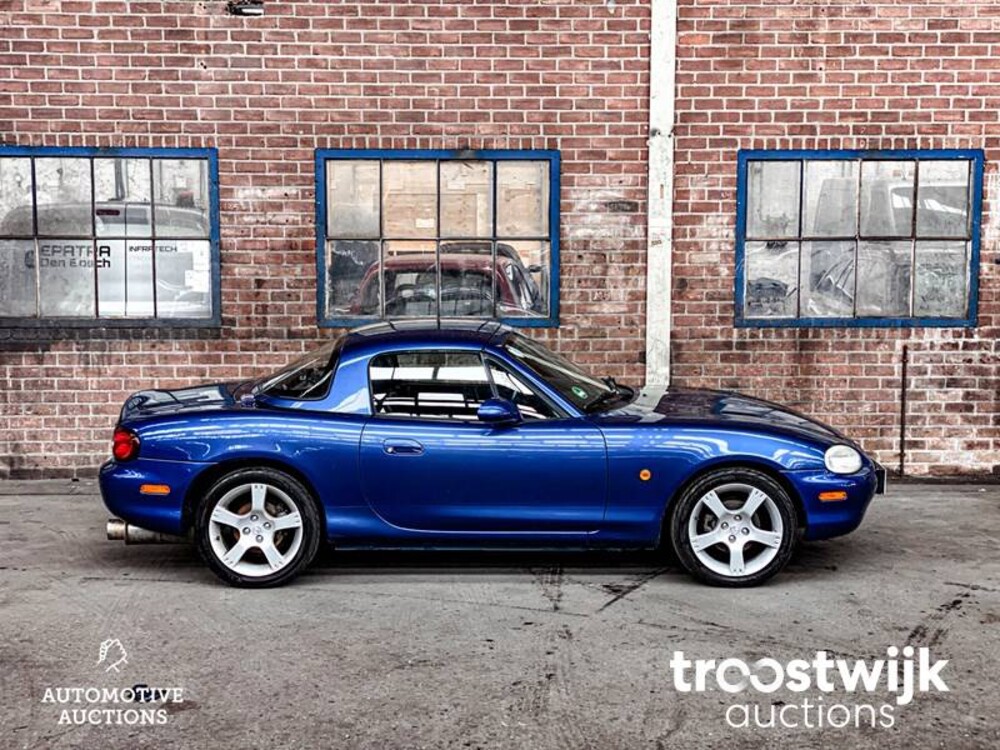 Mazda MX5 1.8i 10th Anniversary Car