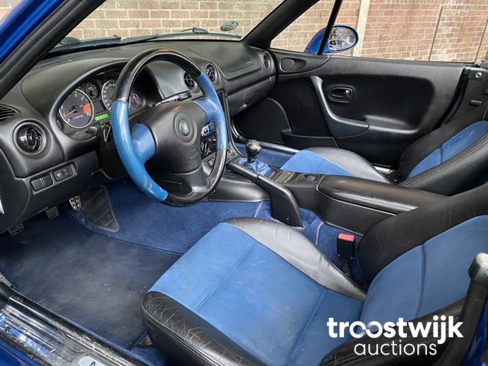 Mazda MX5 1.8i 10th Anniversary Car