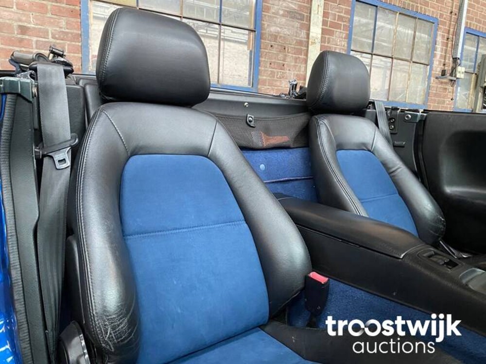 Mazda MX5 1.8i 10th Anniversary Car