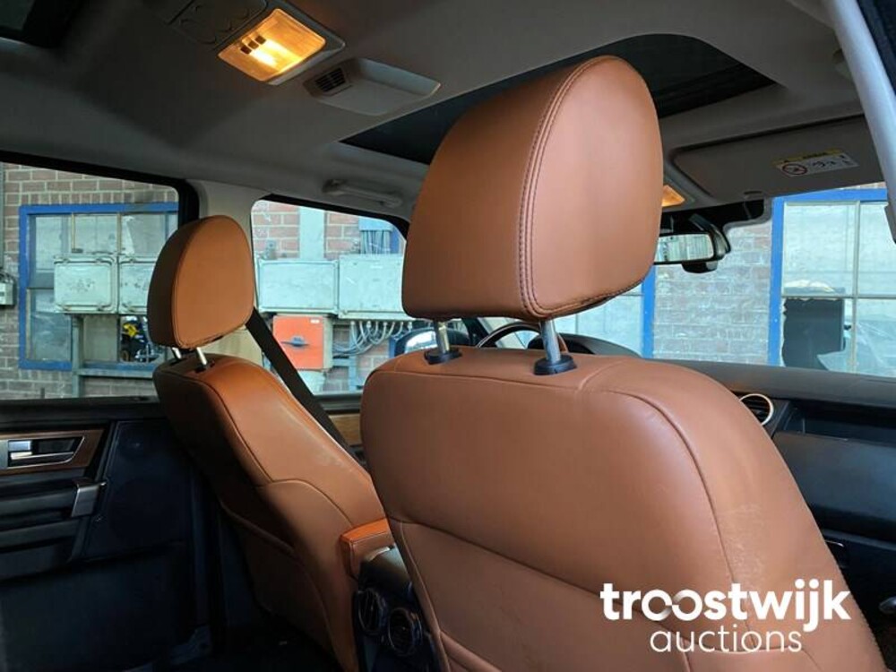 Land Rover Discovery 3.0 SDV6 HSE Luxury Van