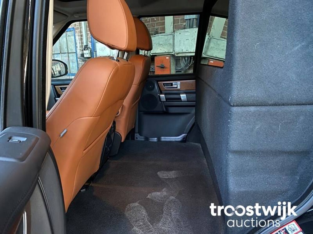 Land Rover Discovery 3.0 SDV6 HSE Luxury Van