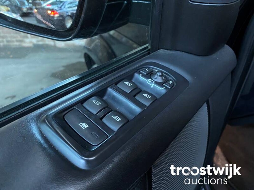 Land Rover Discovery 3.0 SDV6 HSE Luxury Van