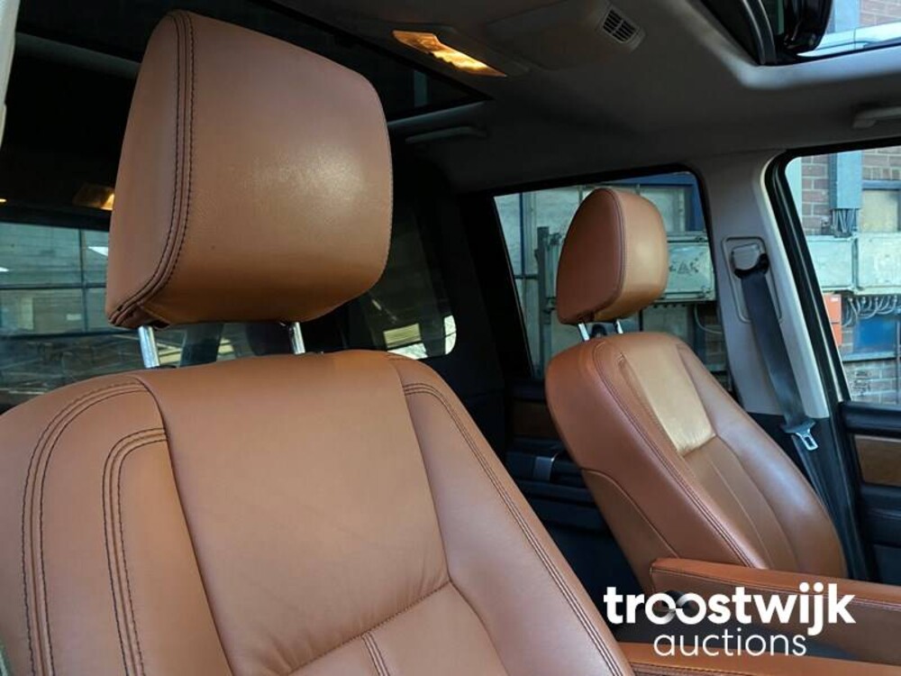 Land Rover Discovery 3.0 SDV6 HSE Luxury Van