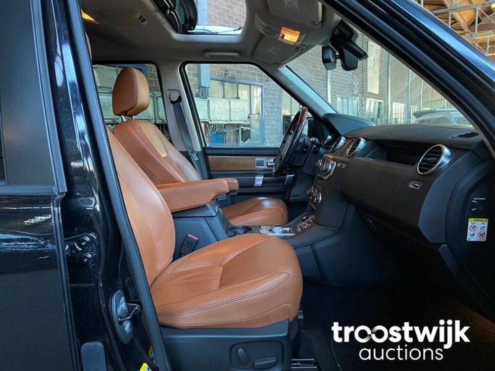 Land Rover Discovery 3.0 SDV6 HSE Luxury Van