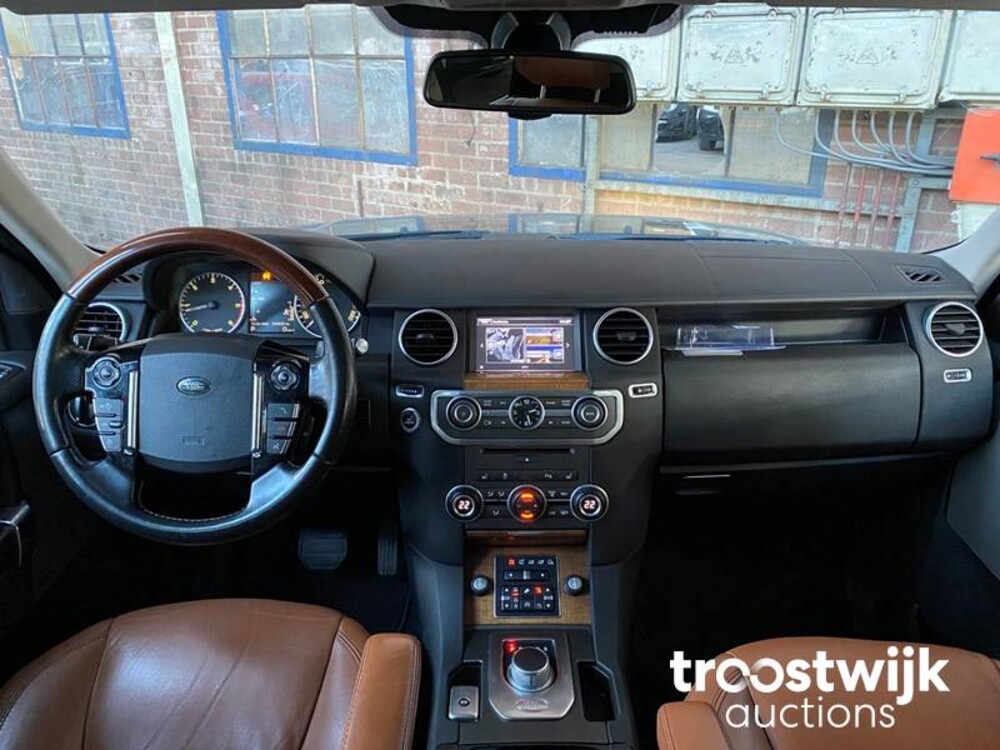 Land Rover Discovery 3.0 SDV6 HSE Luxury Van