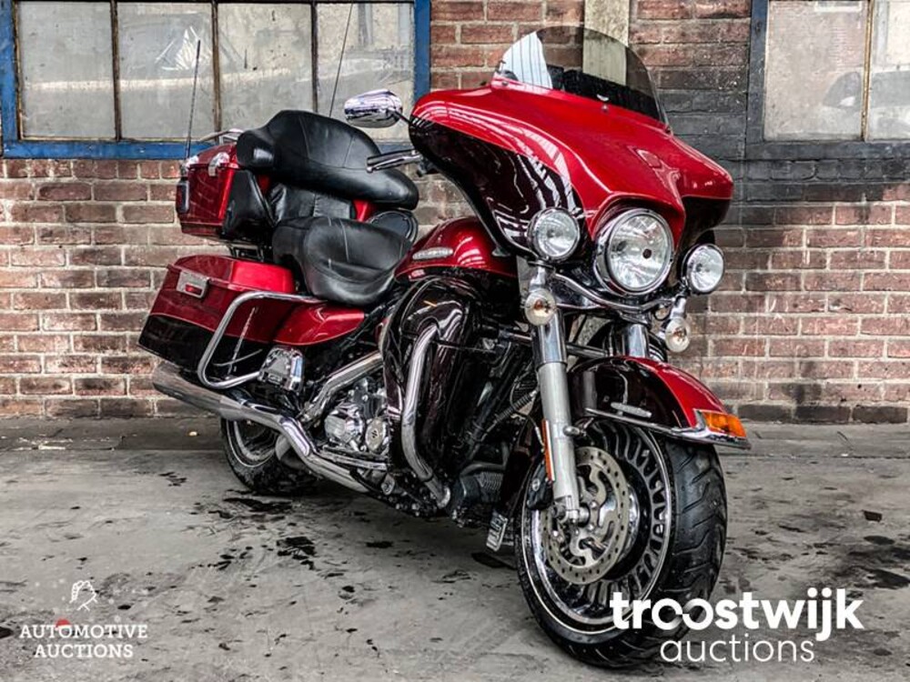 Harley-Davidson Cruiser Motorcycle