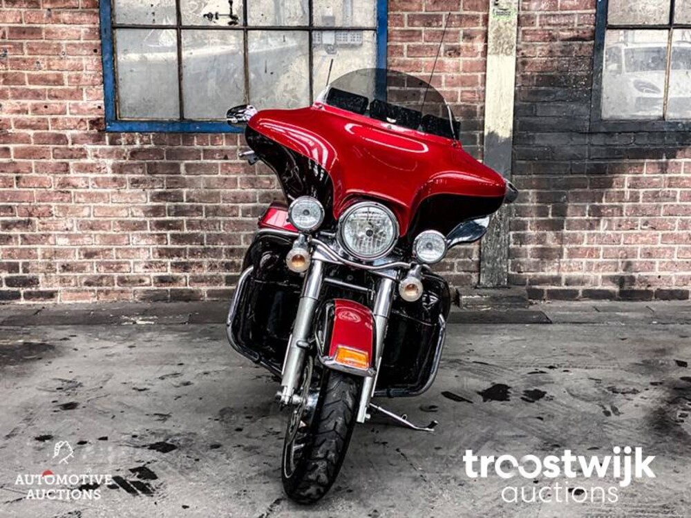 Harley-Davidson Cruiser Motorcycle