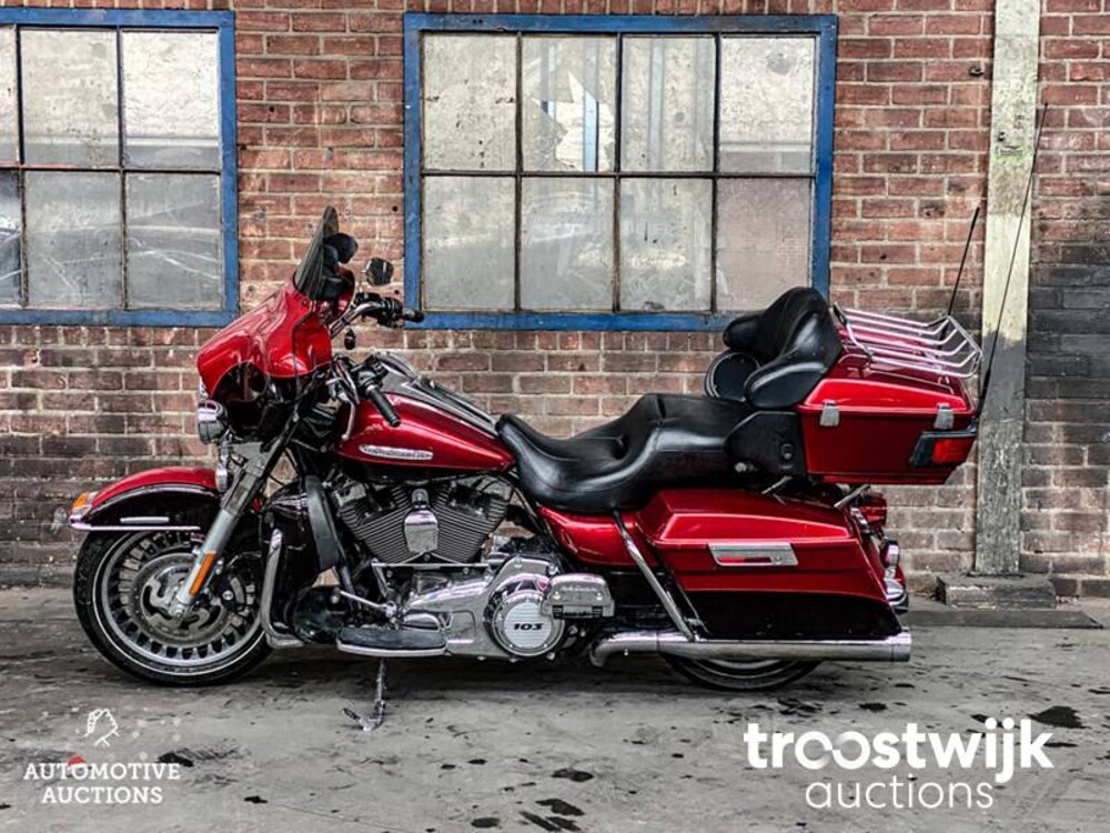 Harley-Davidson Cruiser Motorcycle