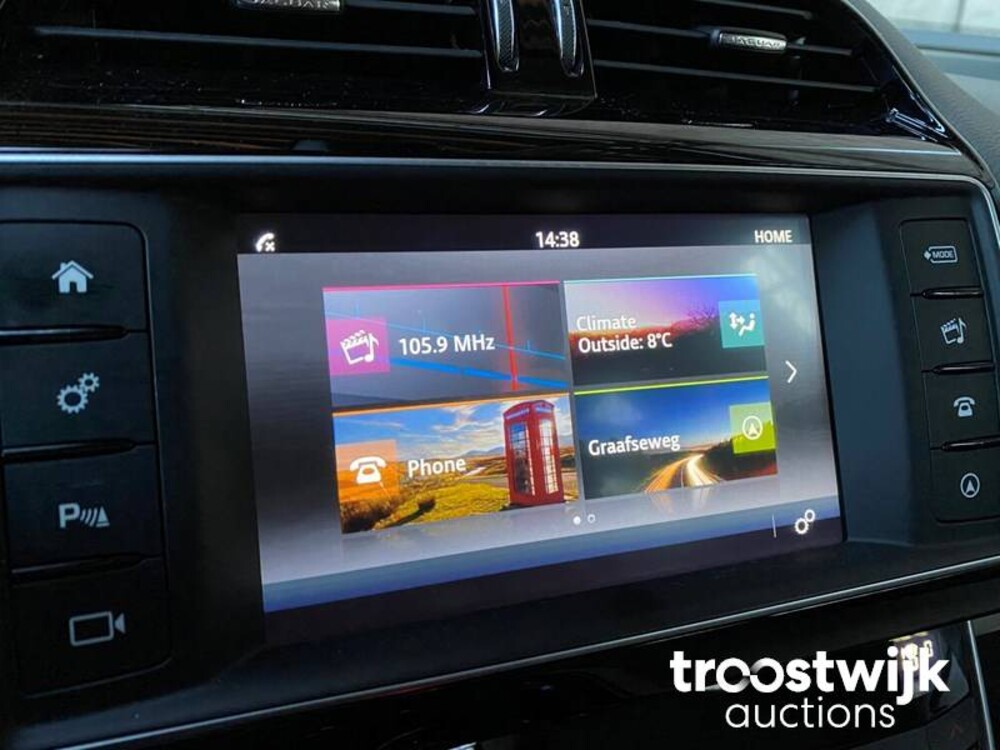 Jaguar XE 2.0 D R-Sport Car