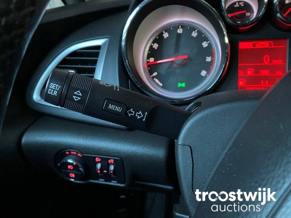 Opel Astra 1.4 Turbo Business Sport+ Car