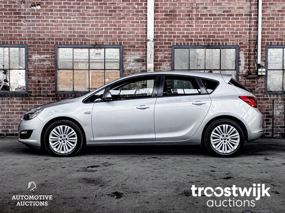 Opel Astra 1.4 Turbo Business Sport+ Car