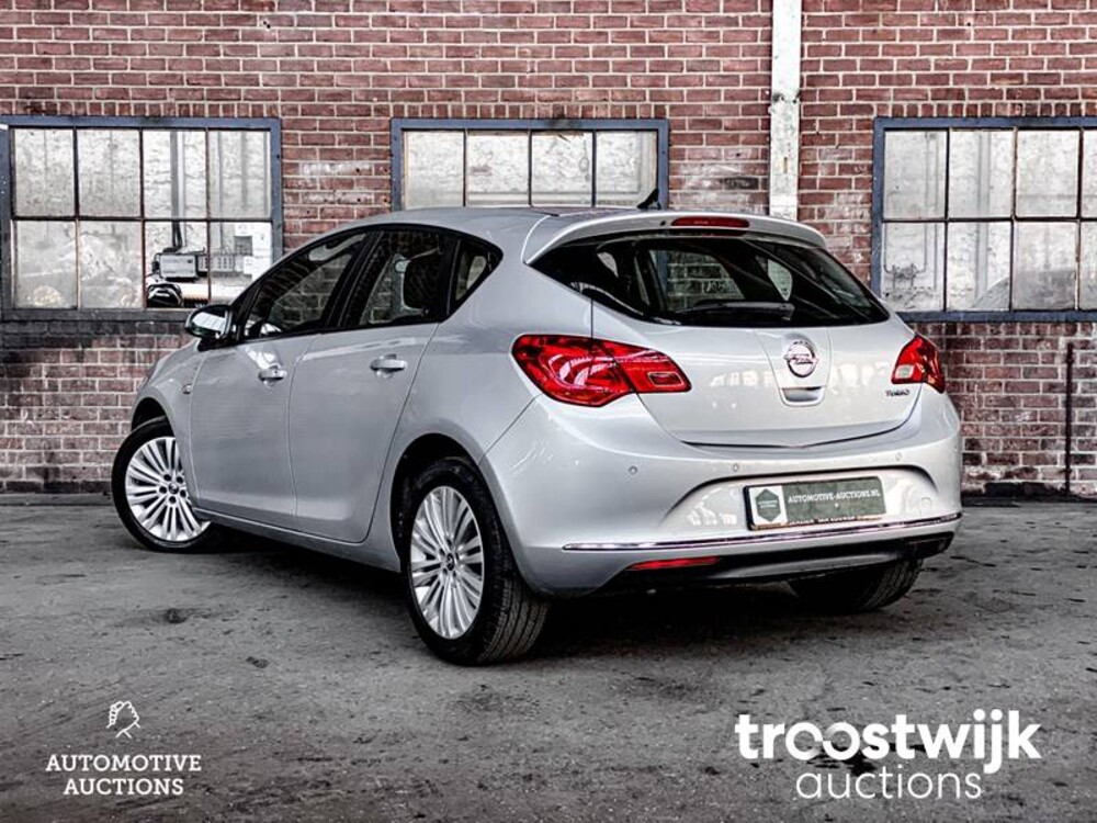 Opel Astra 1.4 Turbo Business Sport+ Car