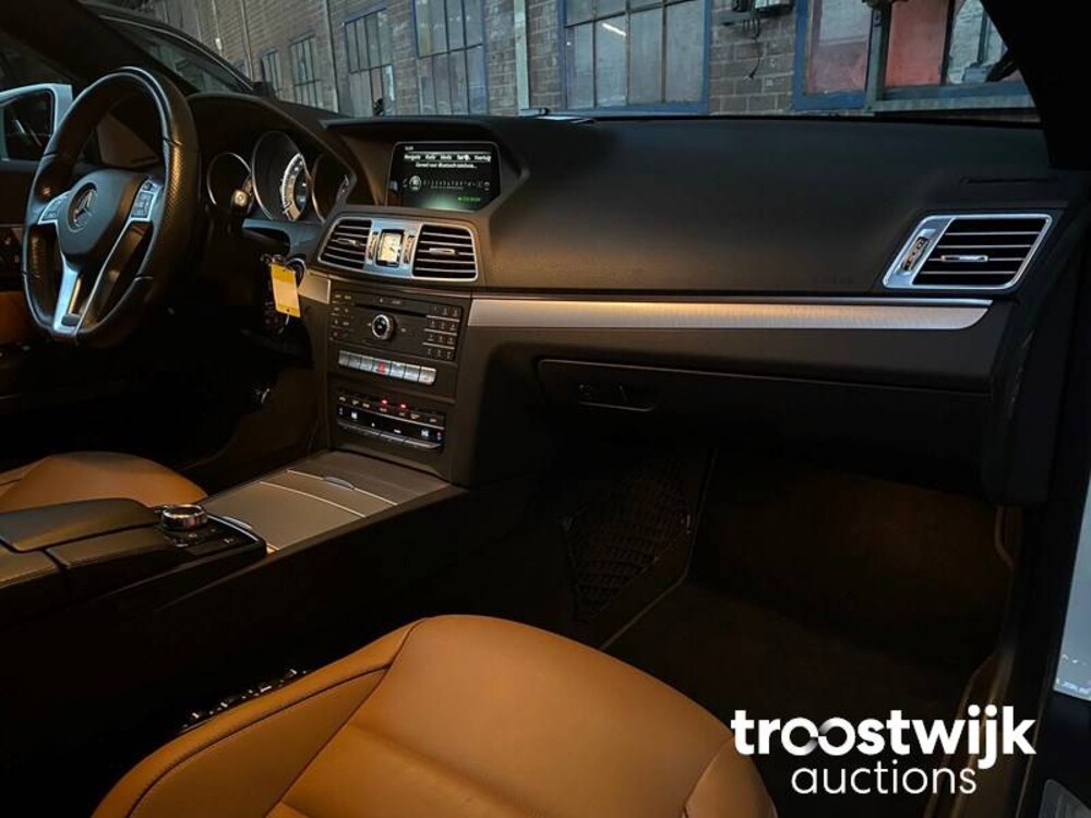 Mercedes-Benz E200 Ambition Sport Edition Car