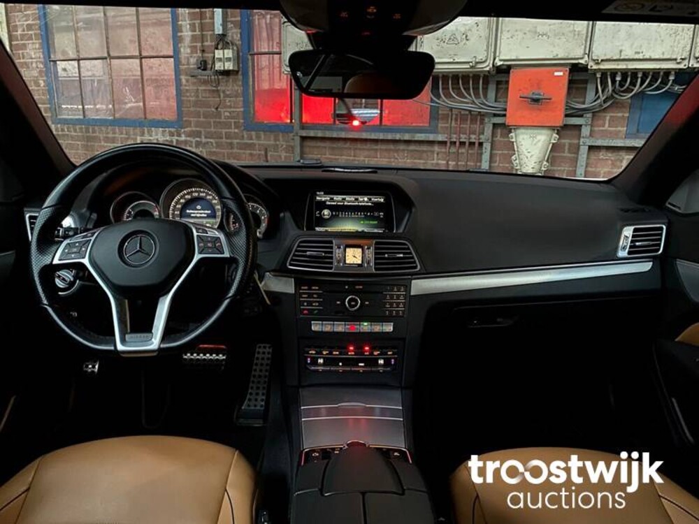 Mercedes-Benz E200 Ambition Sport Edition Car