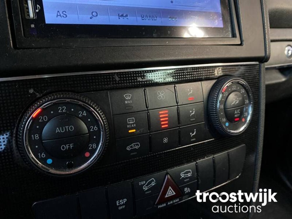 Mercedes-Benz ML320 CDI M-klasse Car