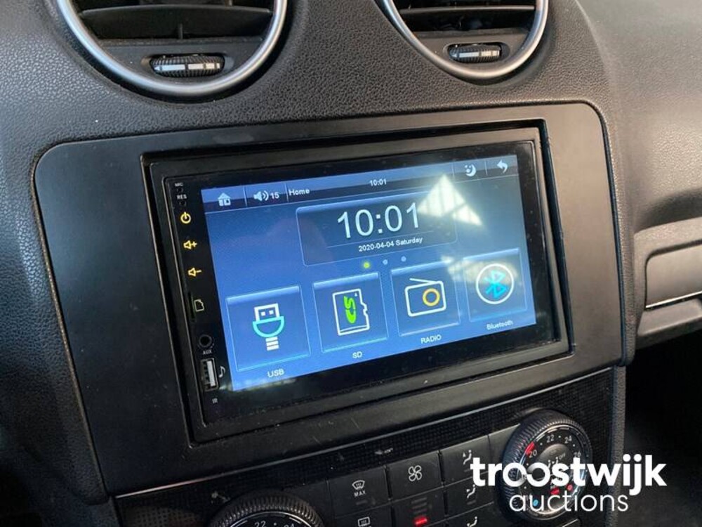 Mercedes-Benz ML320 CDI M-klasse Car