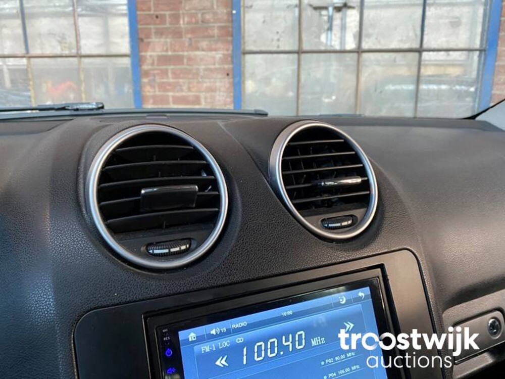 Mercedes-Benz ML320 CDI M-klasse Car