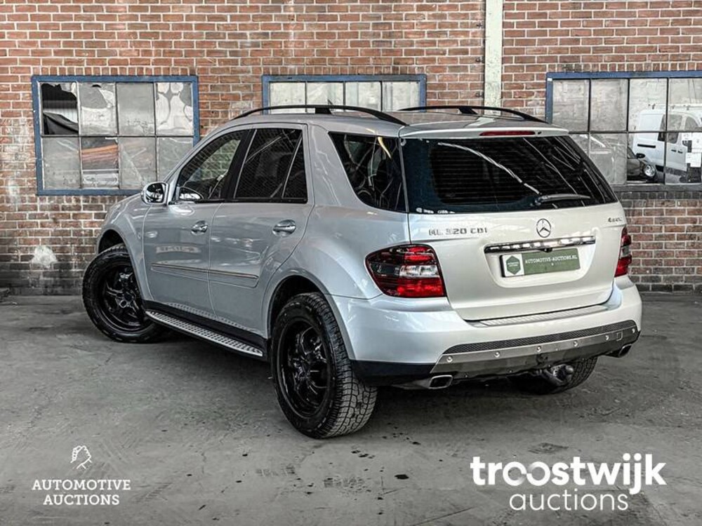 Mercedes-Benz ML320 CDI M-klasse Car