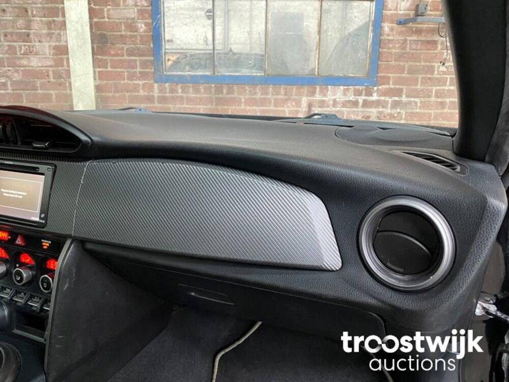 Subaru BRZ 2.0 Limited Car