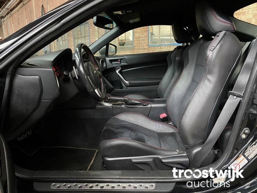 Subaru BRZ 2.0 Limited Car