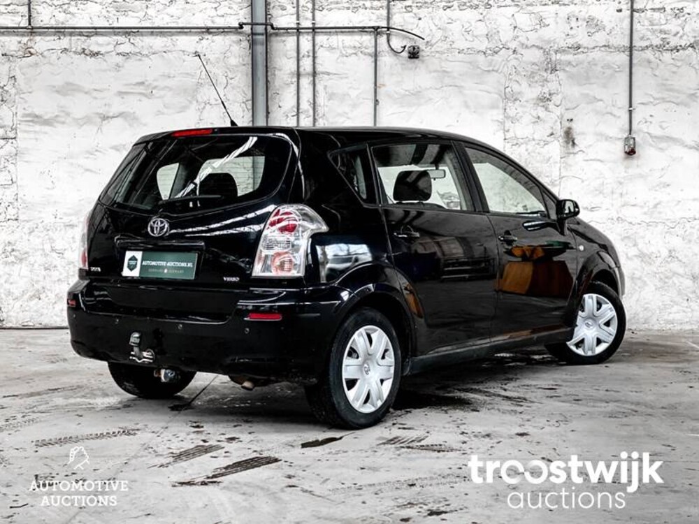 Toyota Verso VVT-i Terra 1.6 Car