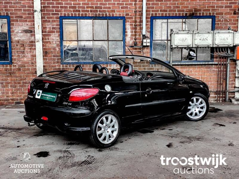 Peugeot 206 CC 2.0-16V Car