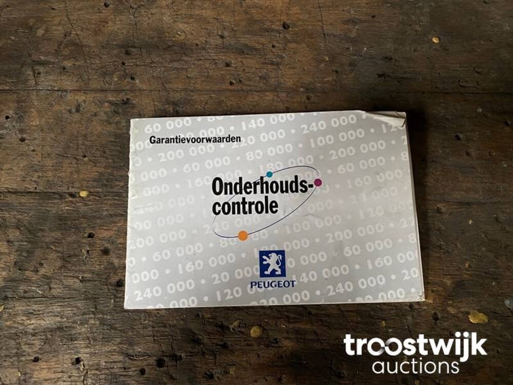 Peugeot 206 CC 2.0-16V Car