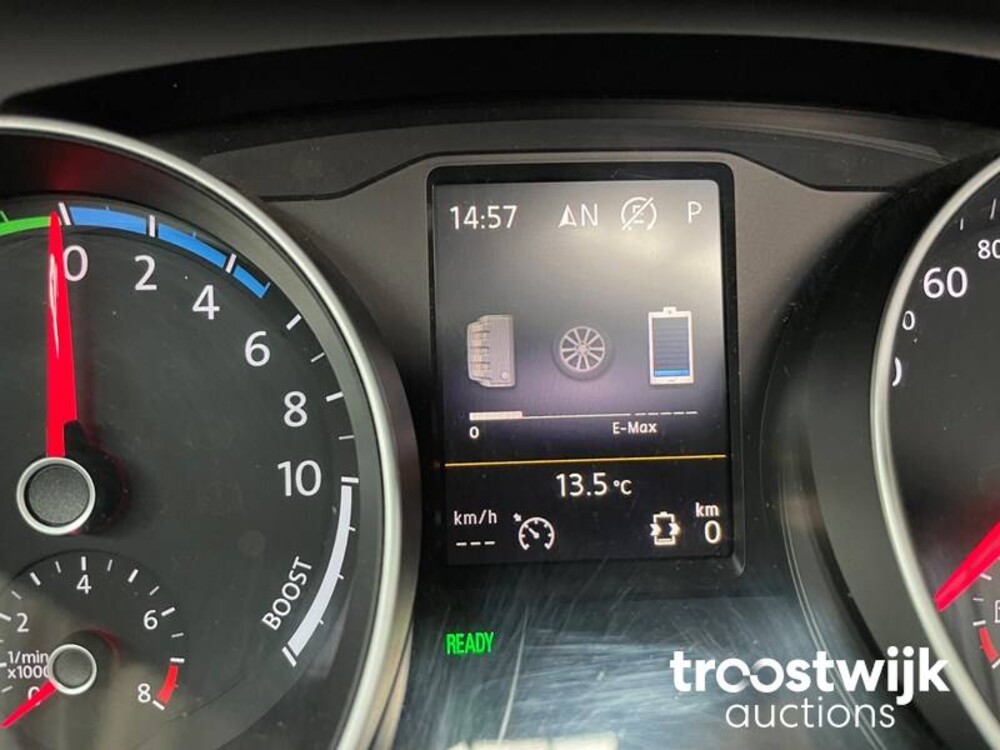 Volkswagen Passat TSI GTE Highline 1.4 Car