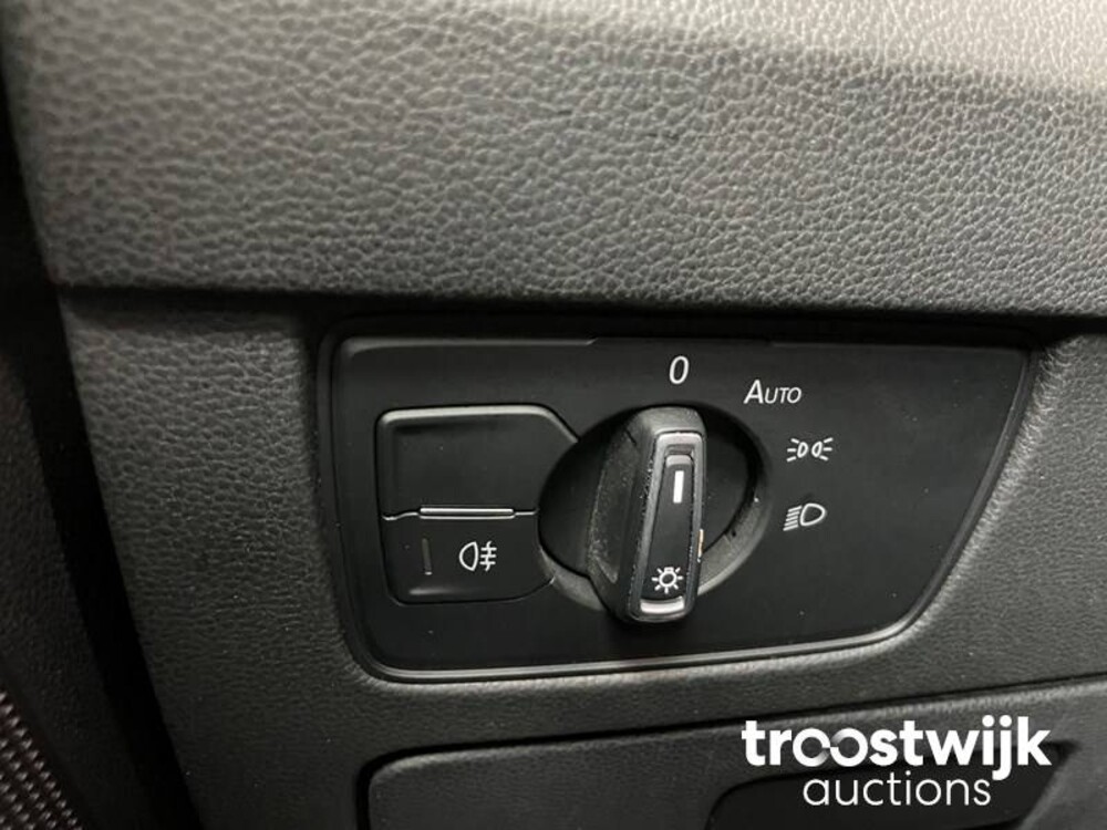 Volkswagen Passat TSI GTE Highline 1.4 Car