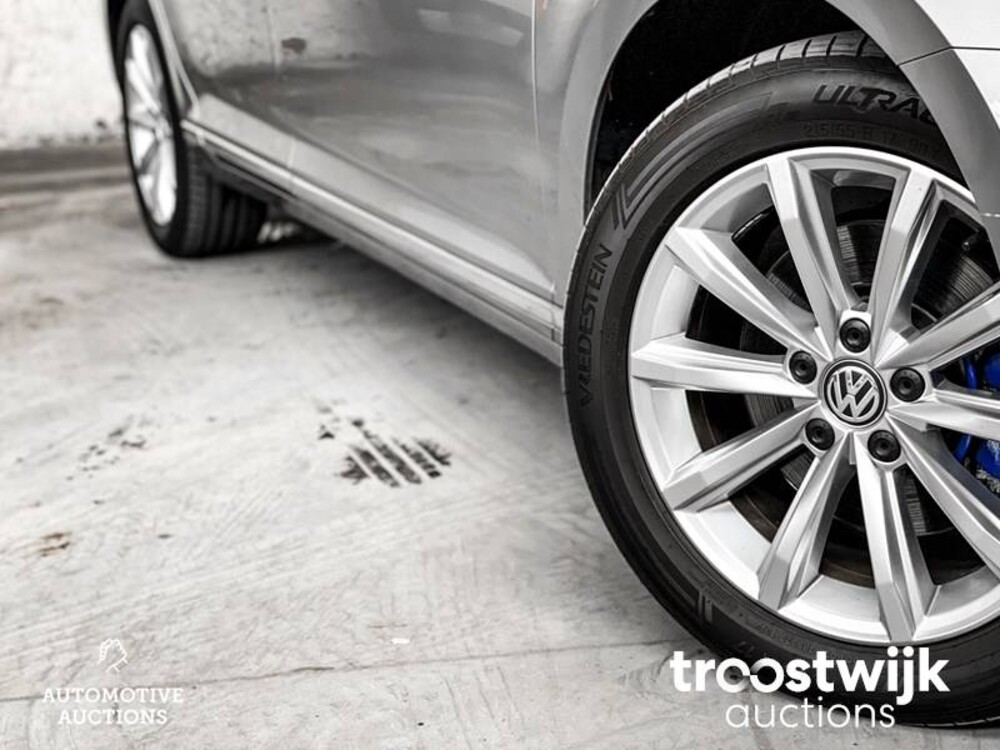 Volkswagen Passat TSI GTE Highline 1.4 Car