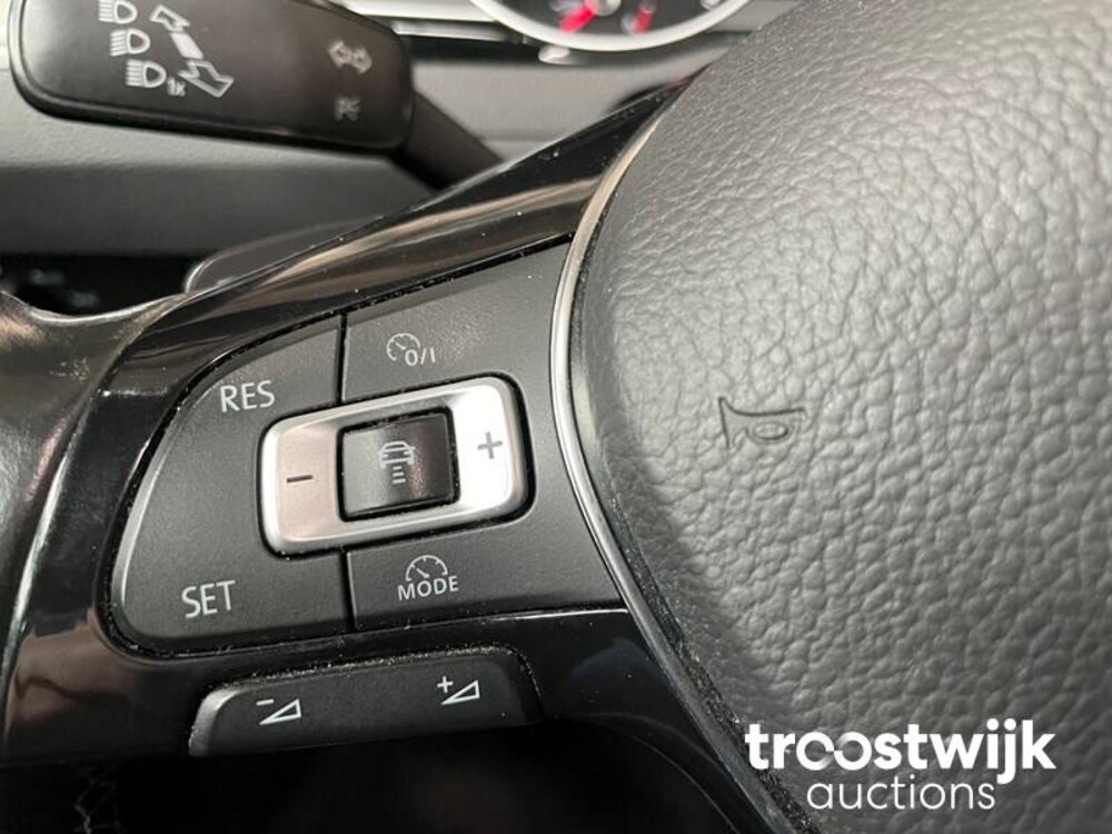 Volkswagen Passat TSI GTE Highline 1.4 Car