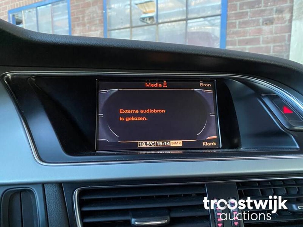 Audi A5 Cabriolet 2.0 TFSI Quattro Pro Line Car