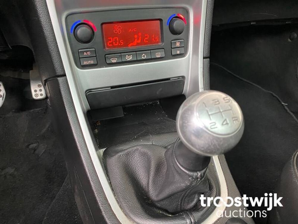 Peugeot 307 SW Griffe  1.6-16V Car