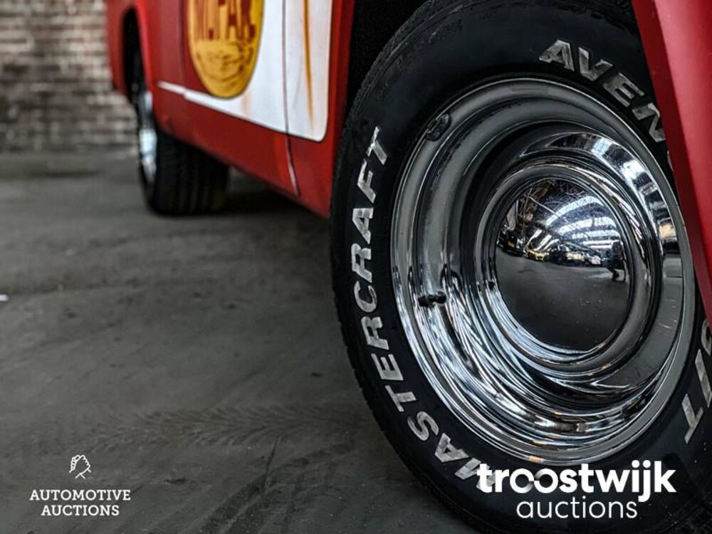 Dodge D100 Short Bed 7.2 V8 Car