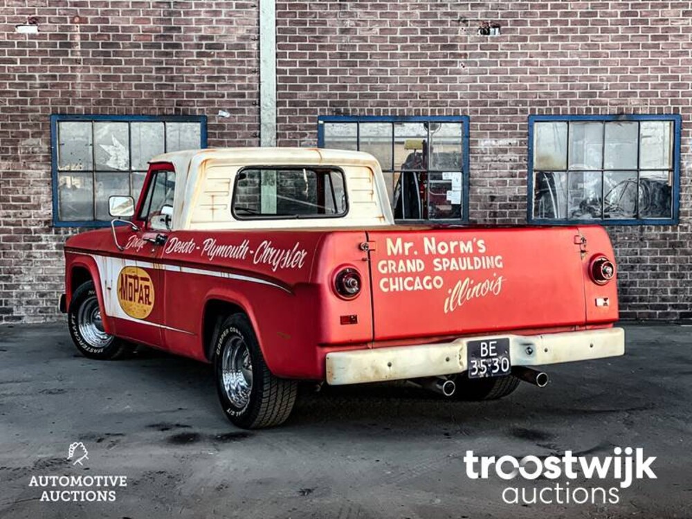 Dodge D100 Short Bed 7.2 V8 Car